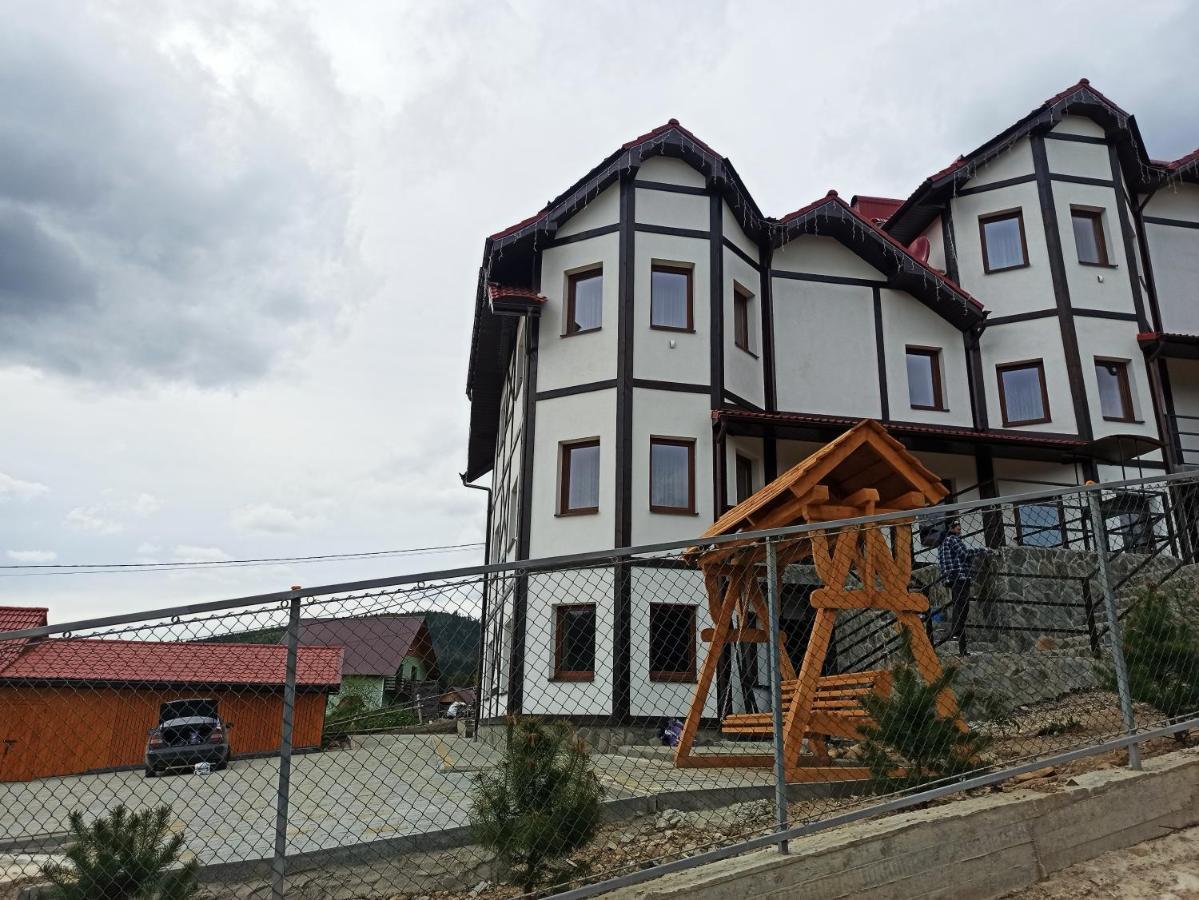 Brand New 2020 Specious Apartment Druzi 2 Poljanyzja Exterior foto